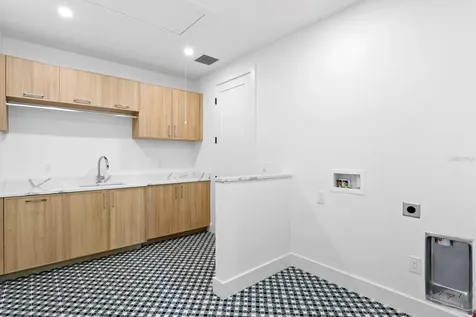 5023 W Dante Avenue Tampa FL 33629