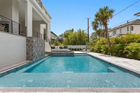 5023 W Dante Avenue Tampa FL 33629