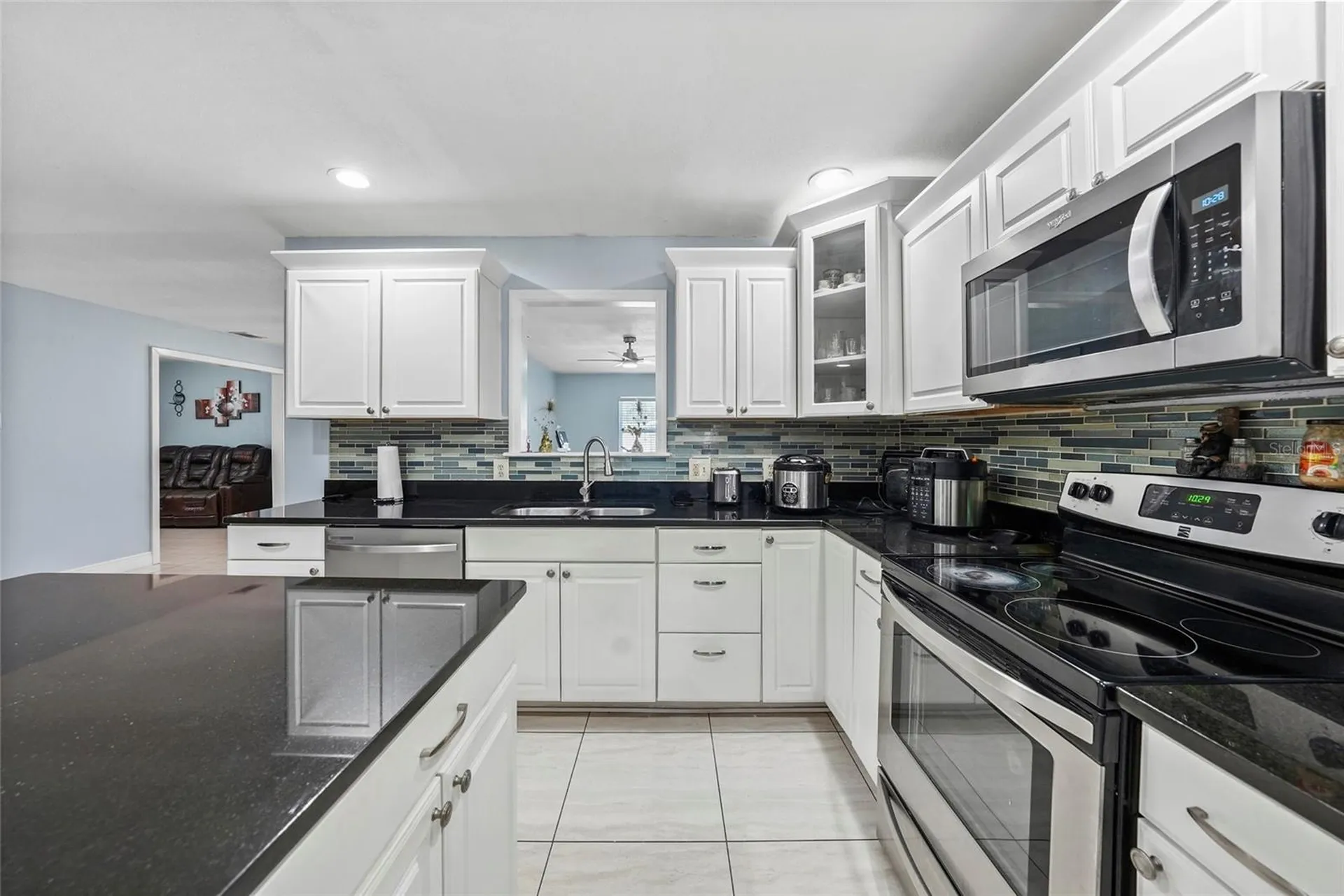 6513 N Manhattan Avenue Tampa FL 33614