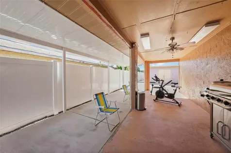 6513 N Manhattan Avenue Tampa FL 33614