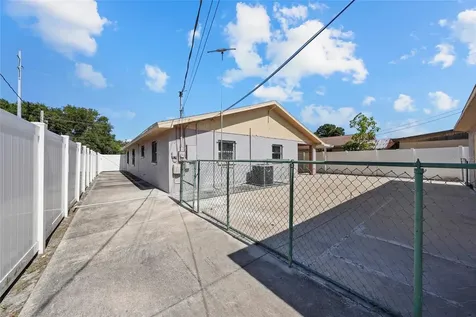 6513 N Manhattan Avenue Tampa FL 33614