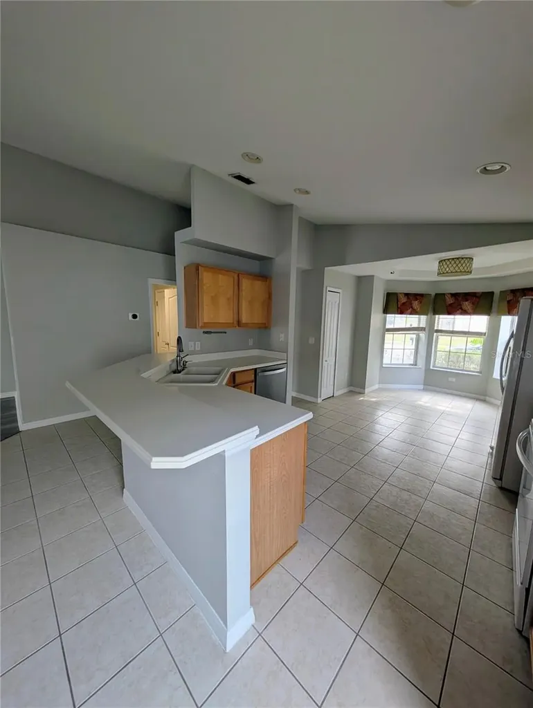 732 Henley Circle Davenport FL 33896