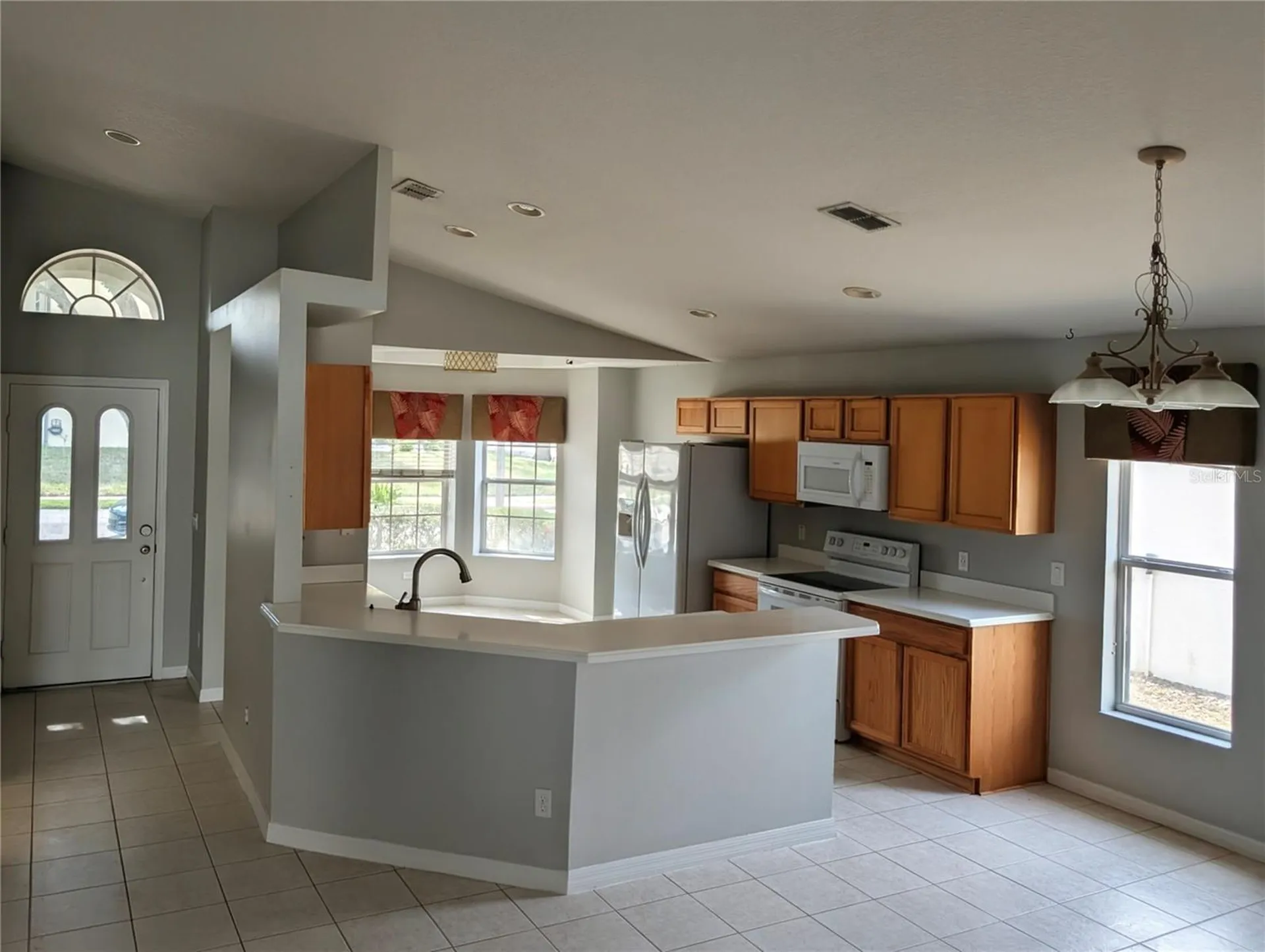 732 Henley Circle Davenport FL 33896