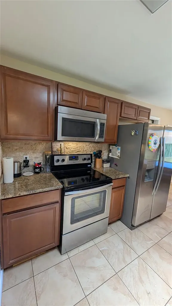 2469 Broadvue Avenue Eustis FL 32726