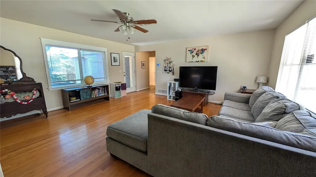 2469 Broadvue Avenue Eustis FL 32726