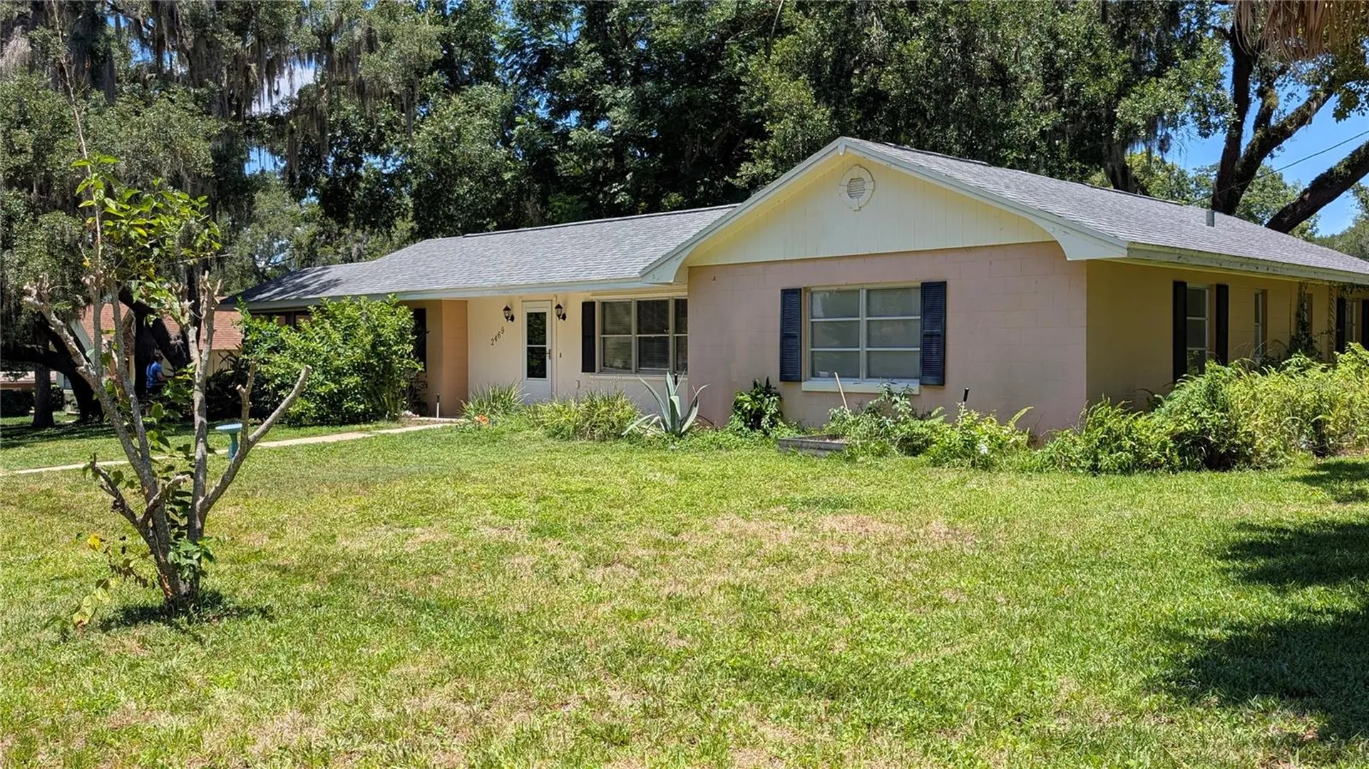 2469 Broadvue Avenue Eustis FL 32726