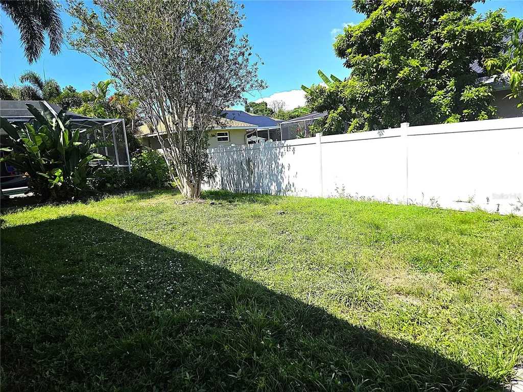 11641 59th Street N Pinellas Park FL 33782
