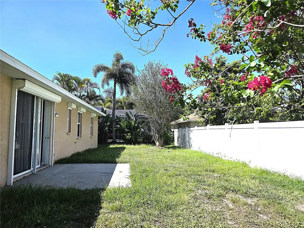 11641 59th Street N Pinellas Park FL 33782