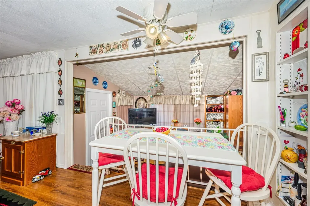 4187 72nd Street N St Petersburg FL 33709