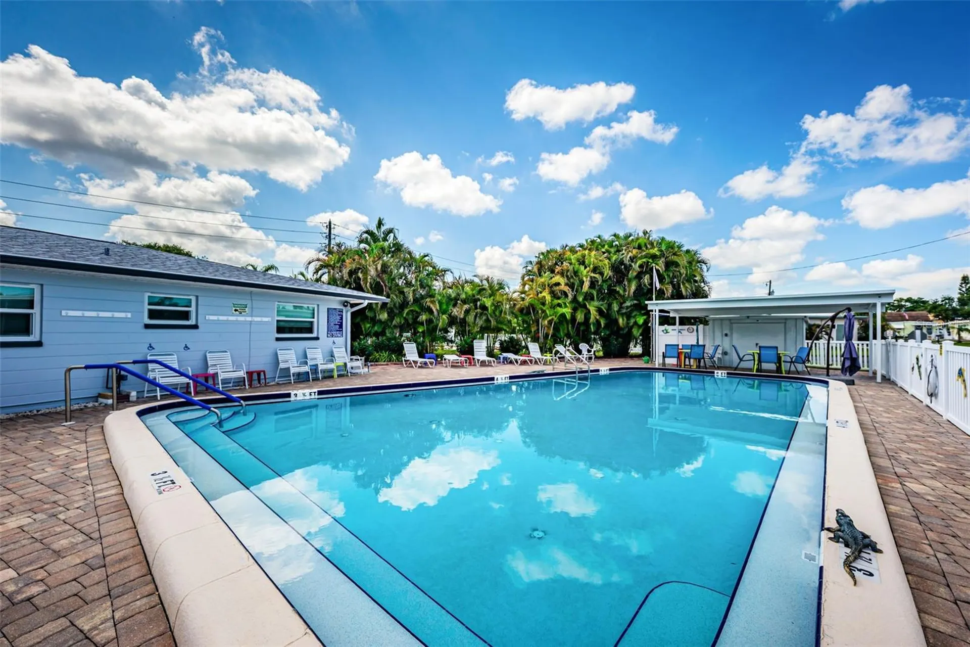 4187 72nd Street N St Petersburg FL 33709