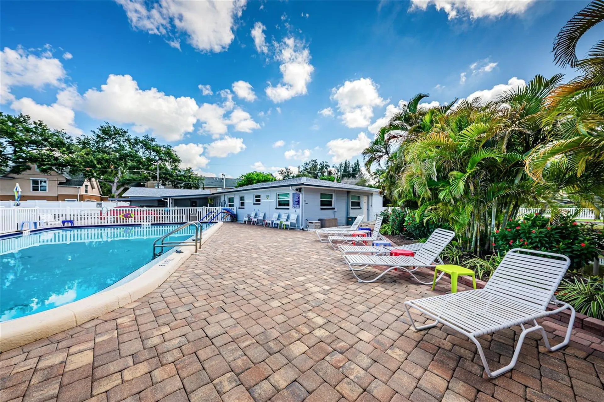 4187 72nd Street N St Petersburg FL 33709
