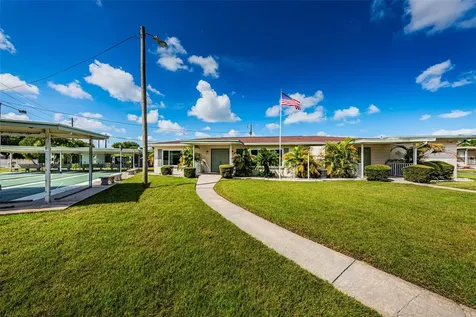 4187 72nd Street N St Petersburg FL 33709