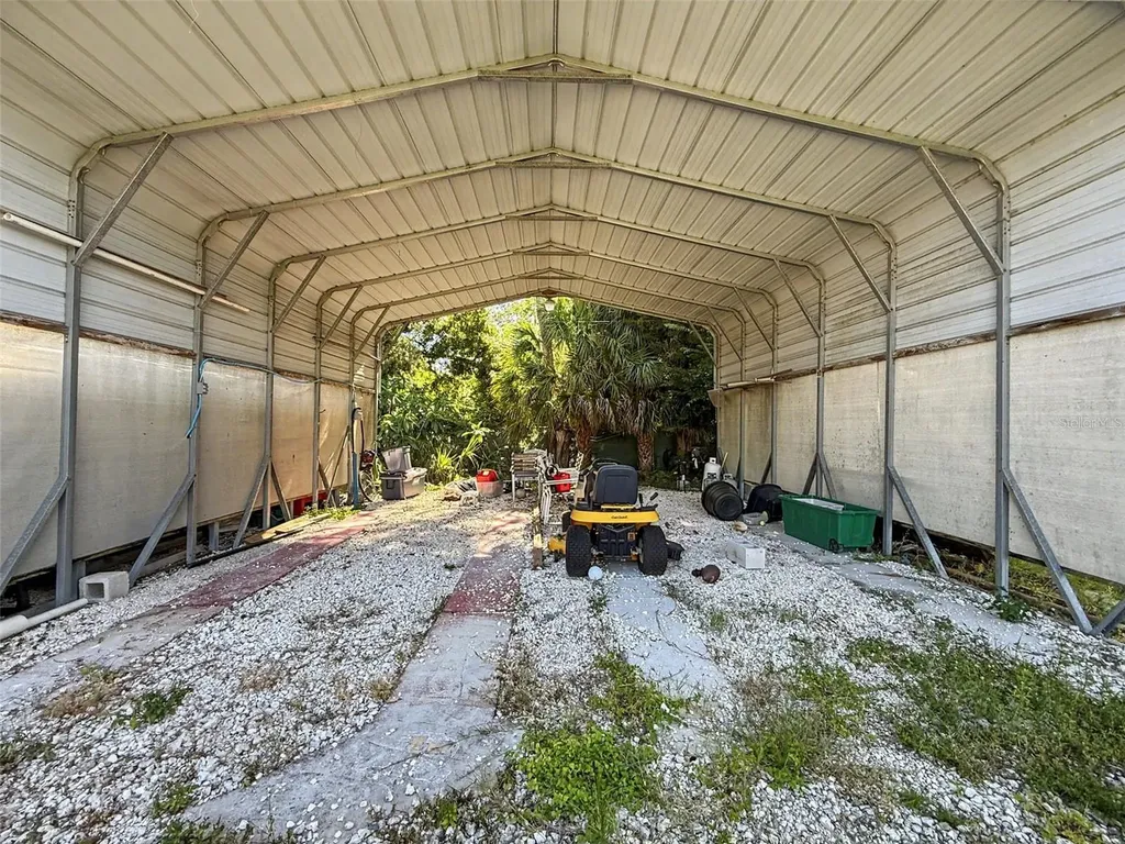 7813 Leo Kidd Avenue Port Richey FL 34668