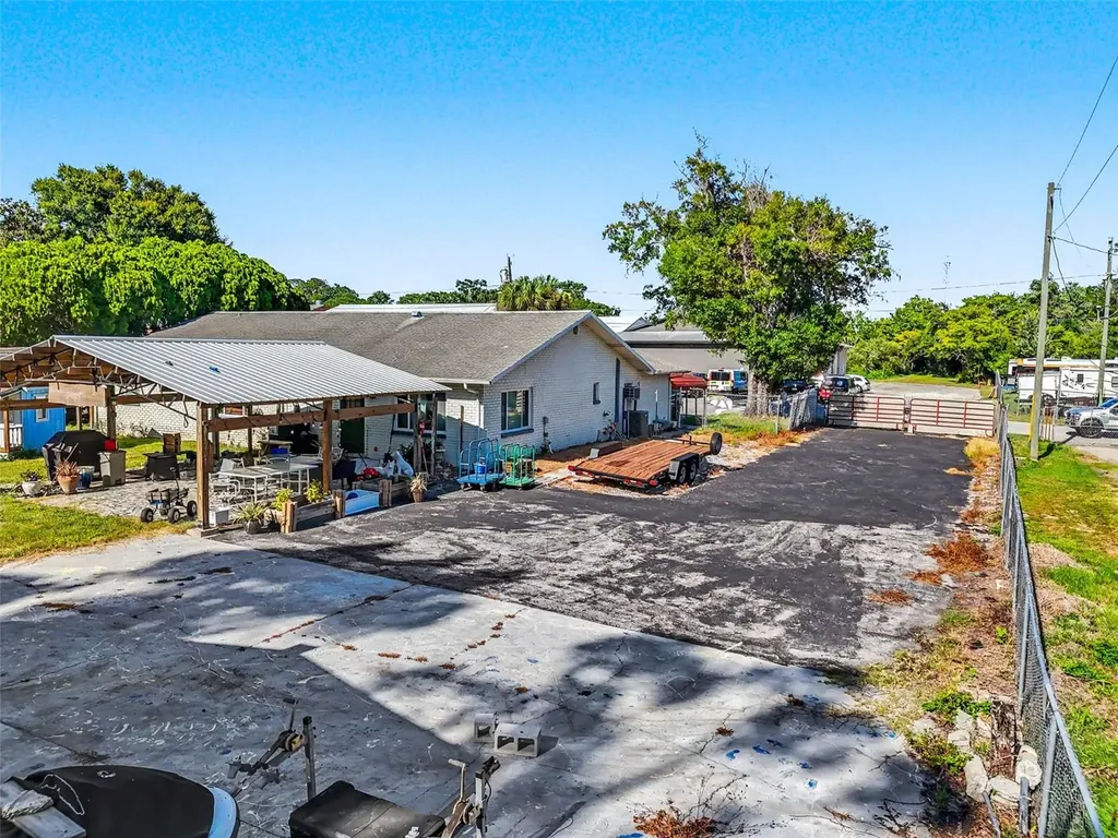 7813 Leo Kidd Avenue Port Richey FL 34668