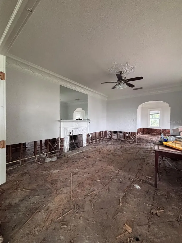 315 S Bermuda Boulevard Tampa FL 33605