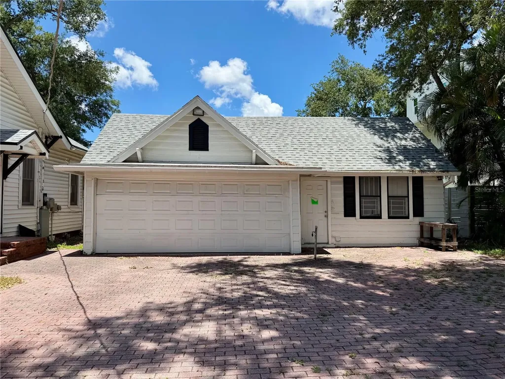 315 S Bermuda Boulevard Tampa FL 33605