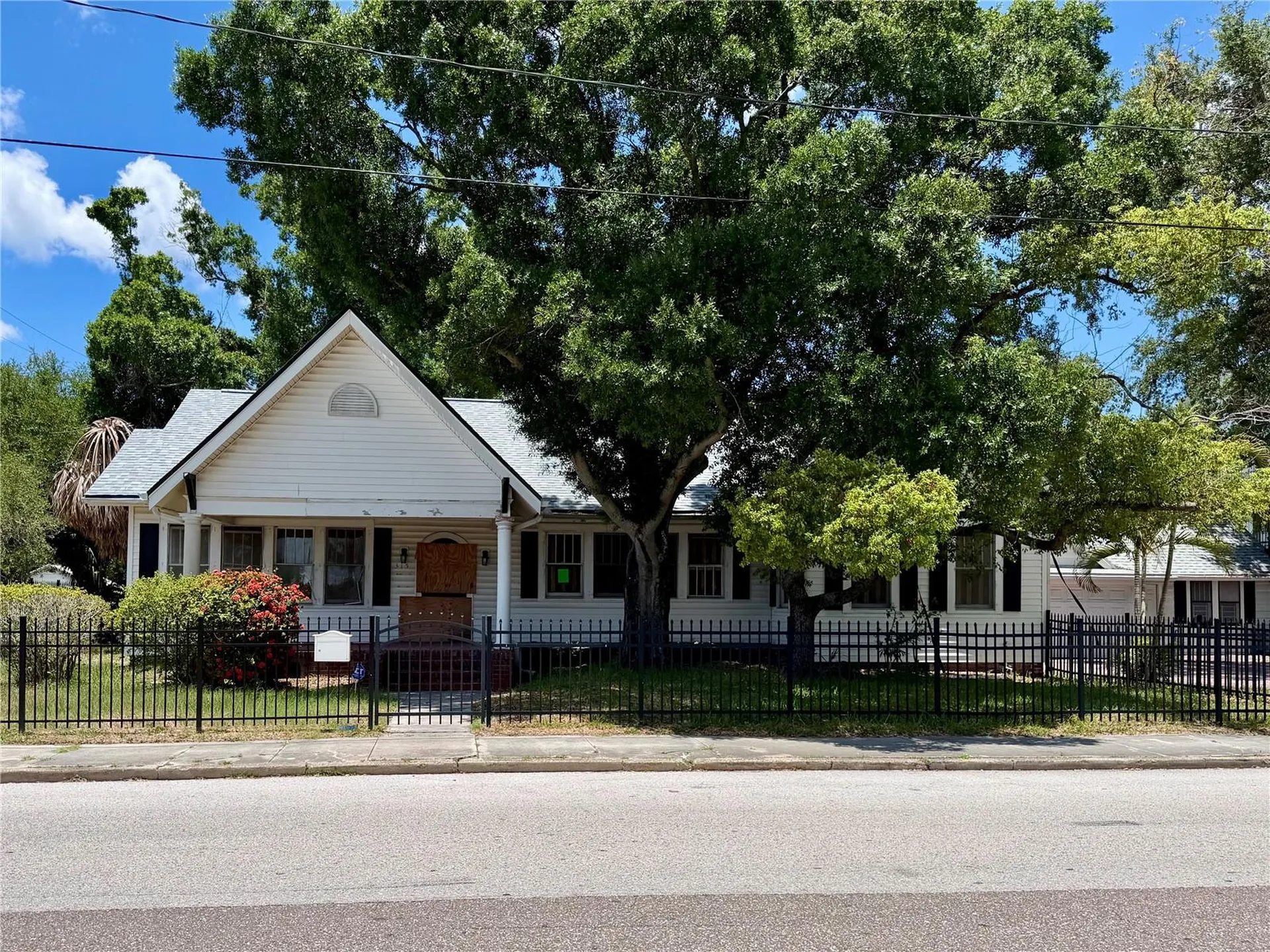 315 S Bermuda Boulevard Tampa FL 33605