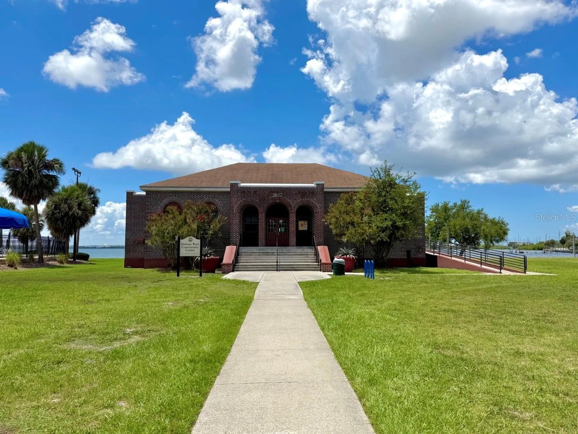 315 S Bermuda Boulevard Tampa FL 33605