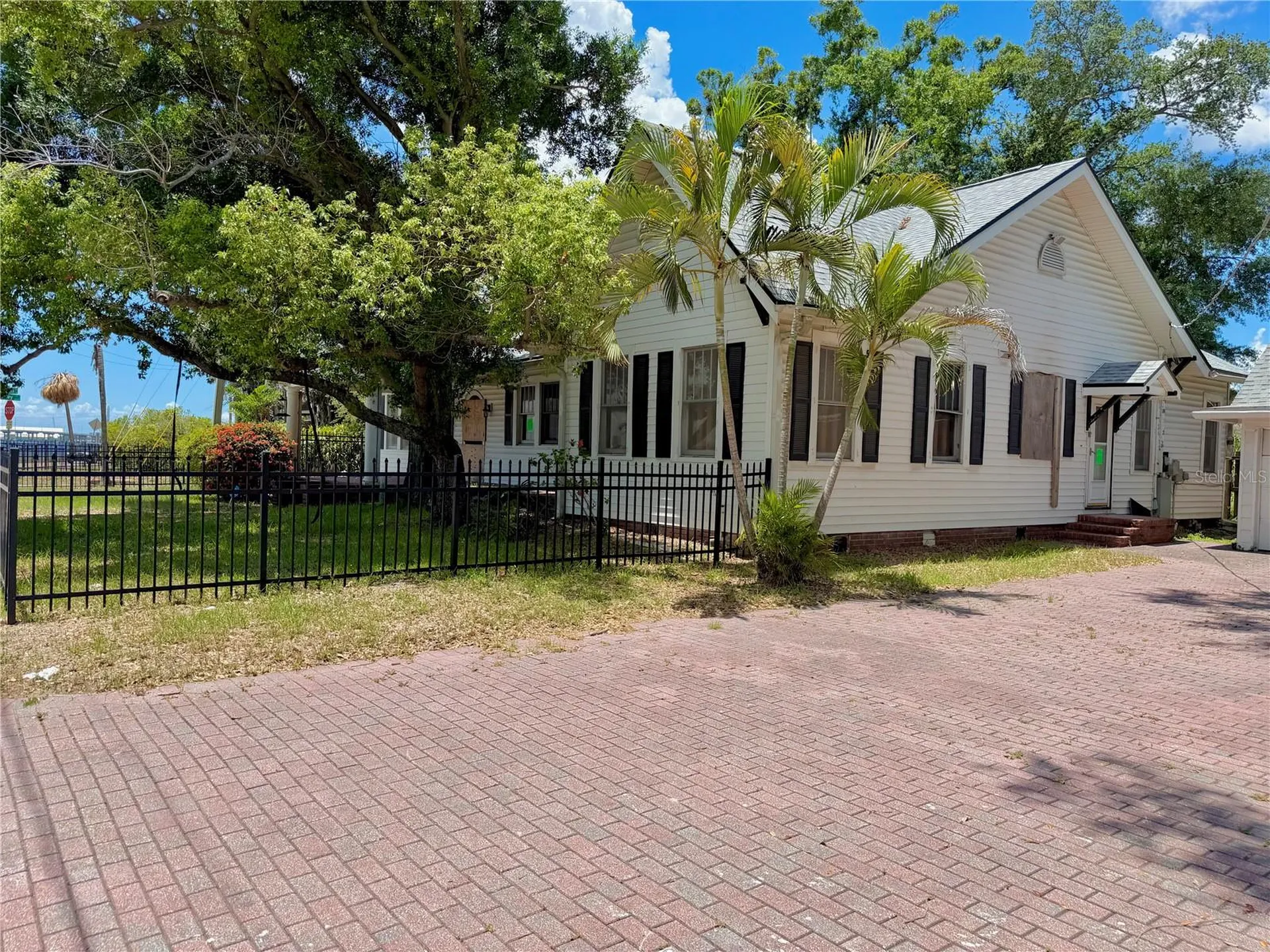 315 S Bermuda Boulevard Tampa FL 33605