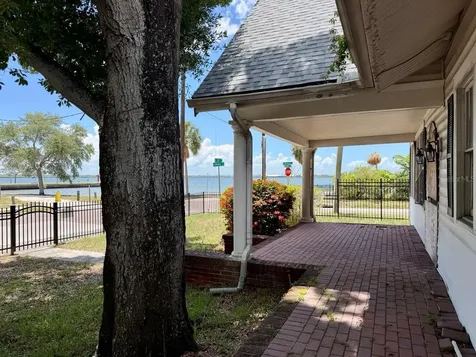315 S Bermuda Boulevard Tampa FL 33605