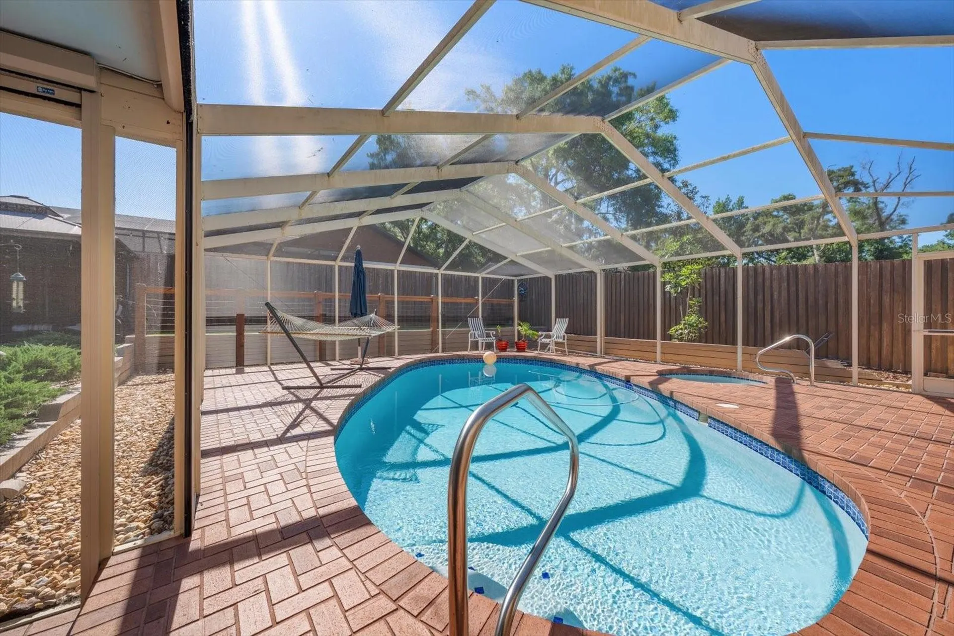 11311 Linbanks Place Tampa FL 33617