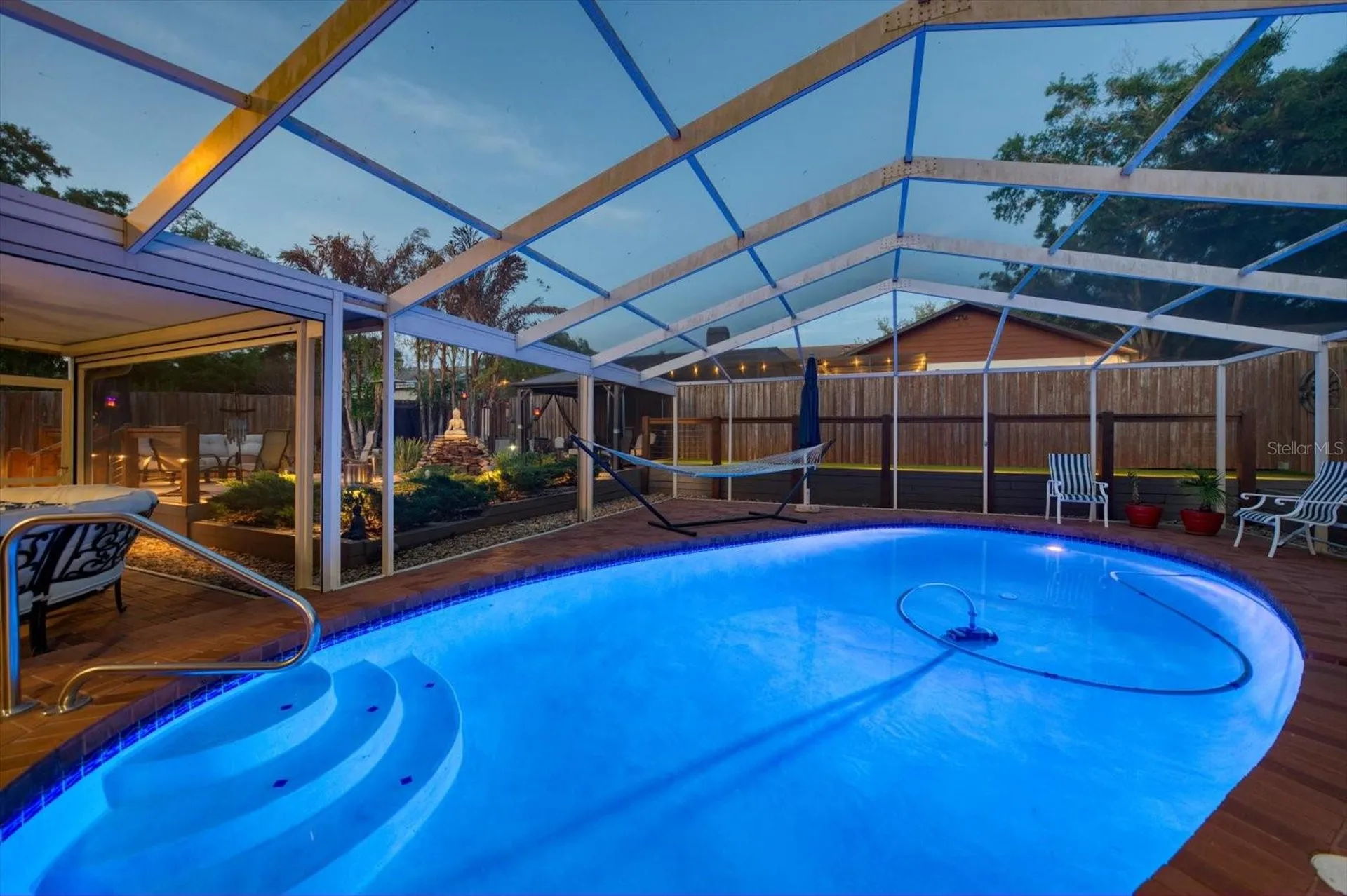 11311 Linbanks Place Tampa FL 33617