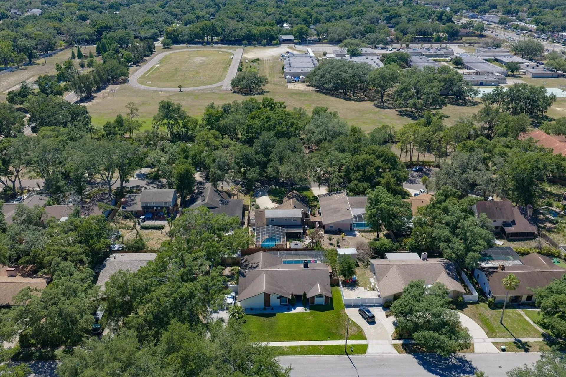 11311 Linbanks Place Tampa FL 33617