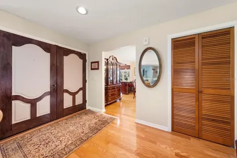 11311 Linbanks Place Tampa FL 33617
