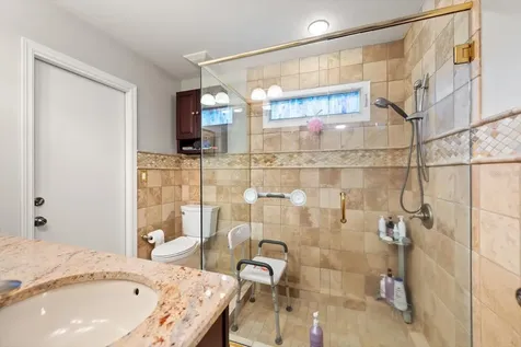 11311 Linbanks Place Tampa FL 33617