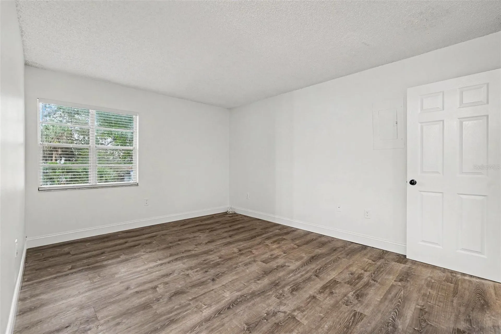 9208 N Connechusett Road Tampa FL 33617