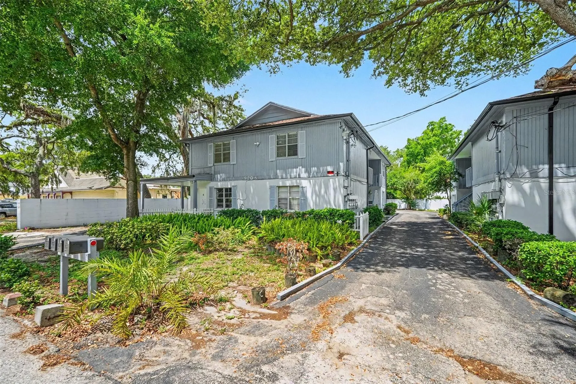 9208 N Connechusett Road Tampa FL 33617