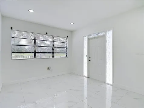 1506 S Oregon Circle Tampa FL 33612