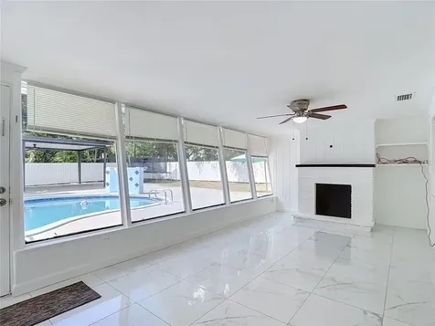 1506 S Oregon Circle Tampa FL 33612
