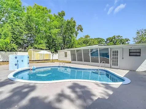 1506 S Oregon Circle Tampa FL 33612
