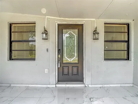 1506 S Oregon Circle Tampa FL 33612