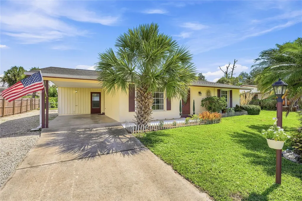 18190 Steele Avenue Port Charlotte FL 33948