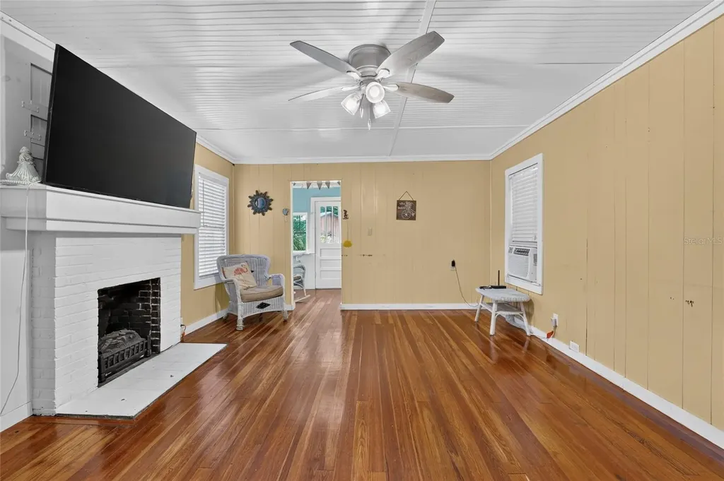 2 Alley A Yankeetown FL 34498