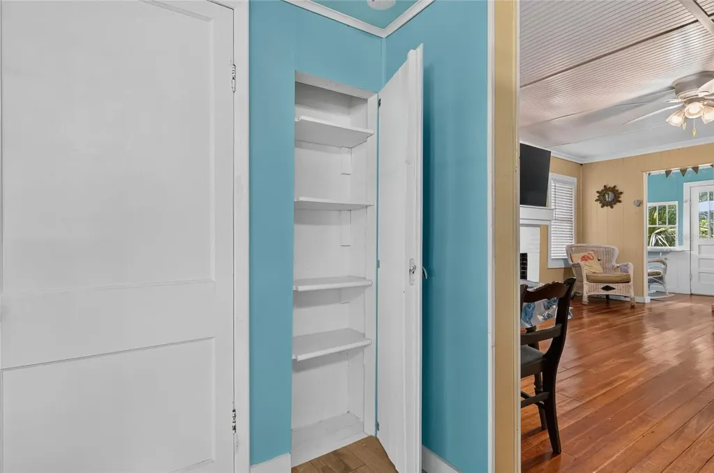 2 Alley A Yankeetown FL 34498