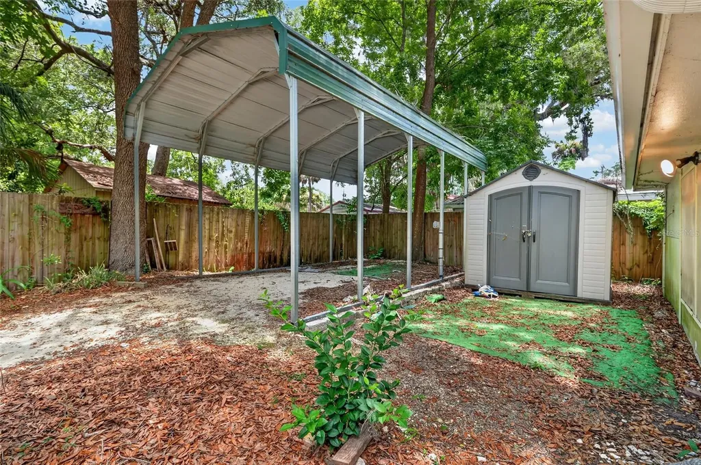 2 Alley A Yankeetown FL 34498