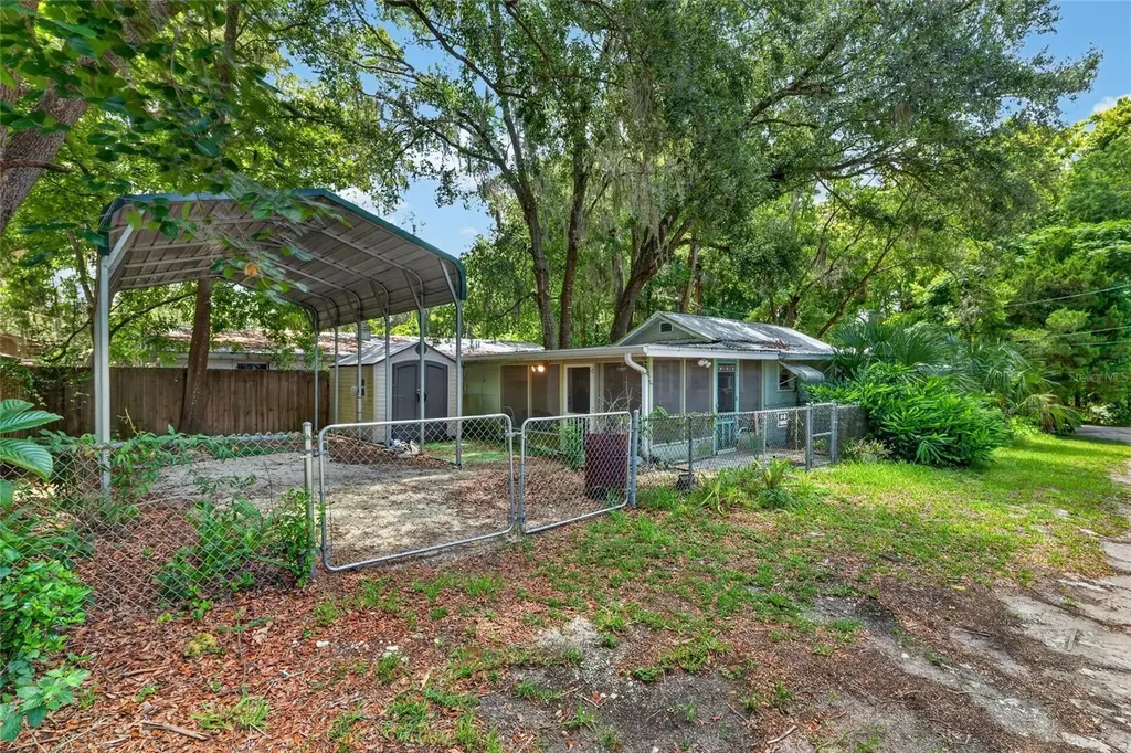 2 Alley A Yankeetown FL 34498