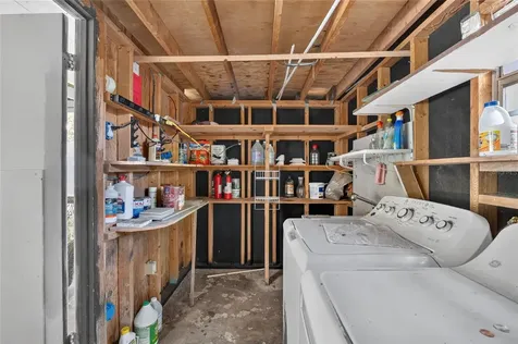 2 Alley A Yankeetown FL 34498