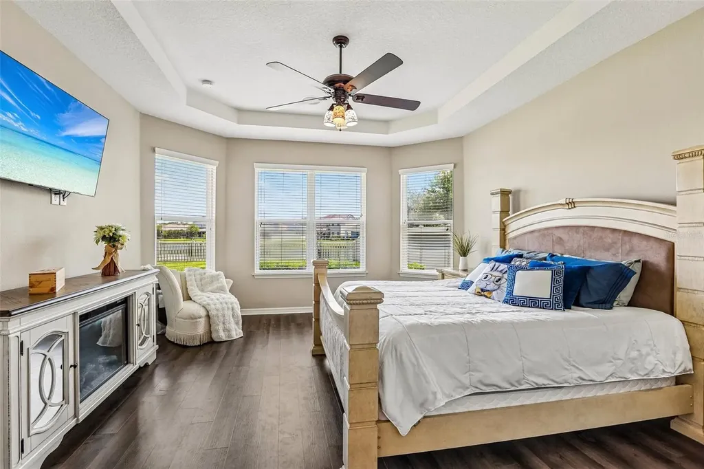 17628 Bright Wheat Drive Lithia FL 33547