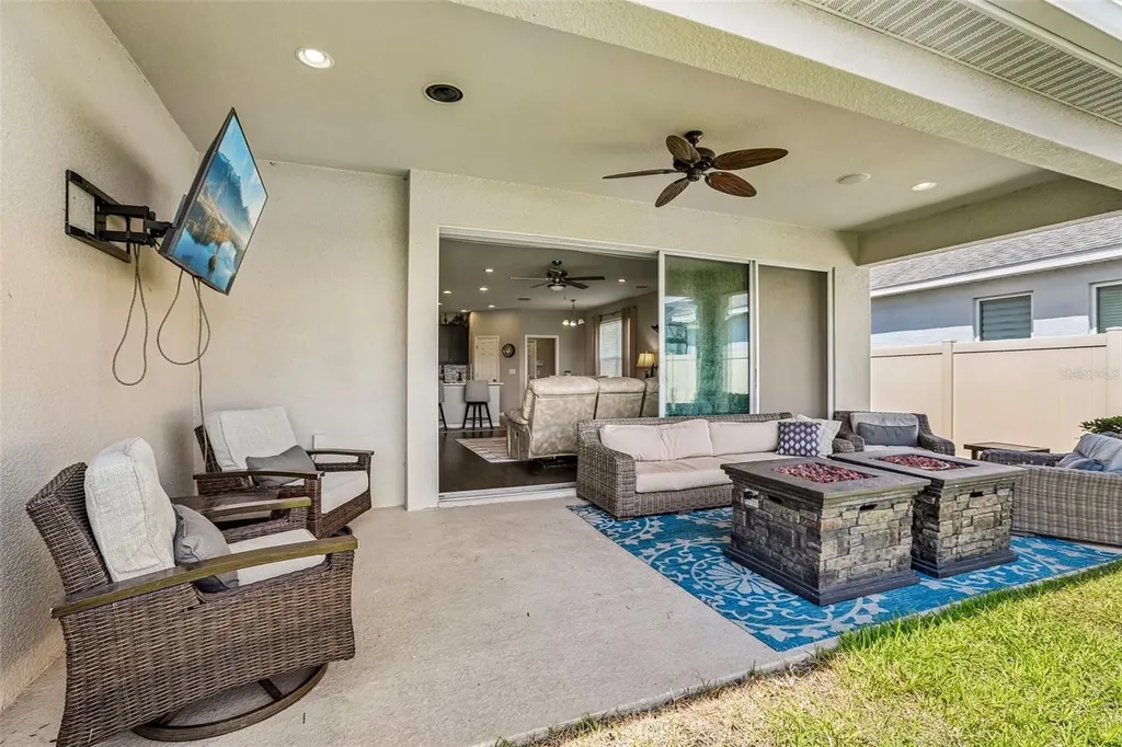 17628 Bright Wheat Drive Lithia FL 33547