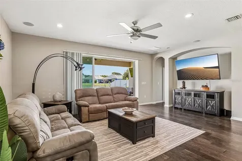 17628 Bright Wheat Drive Lithia FL 33547