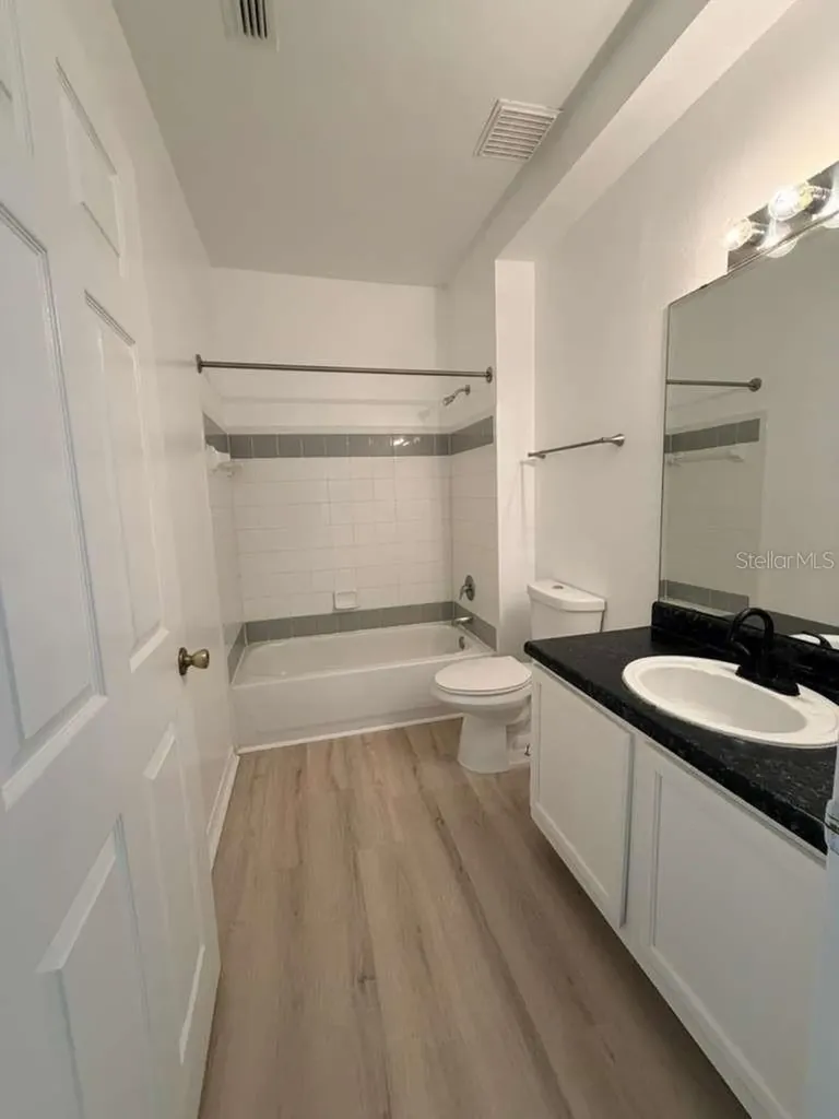 6413 Astor Village Avenue Orlando FL 32835