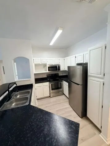 6413 Astor Village Avenue Orlando FL 32835