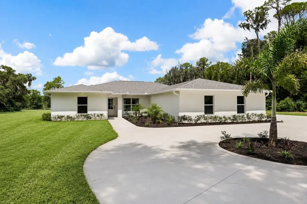 39251 County Road 439 Umatilla FL 32784