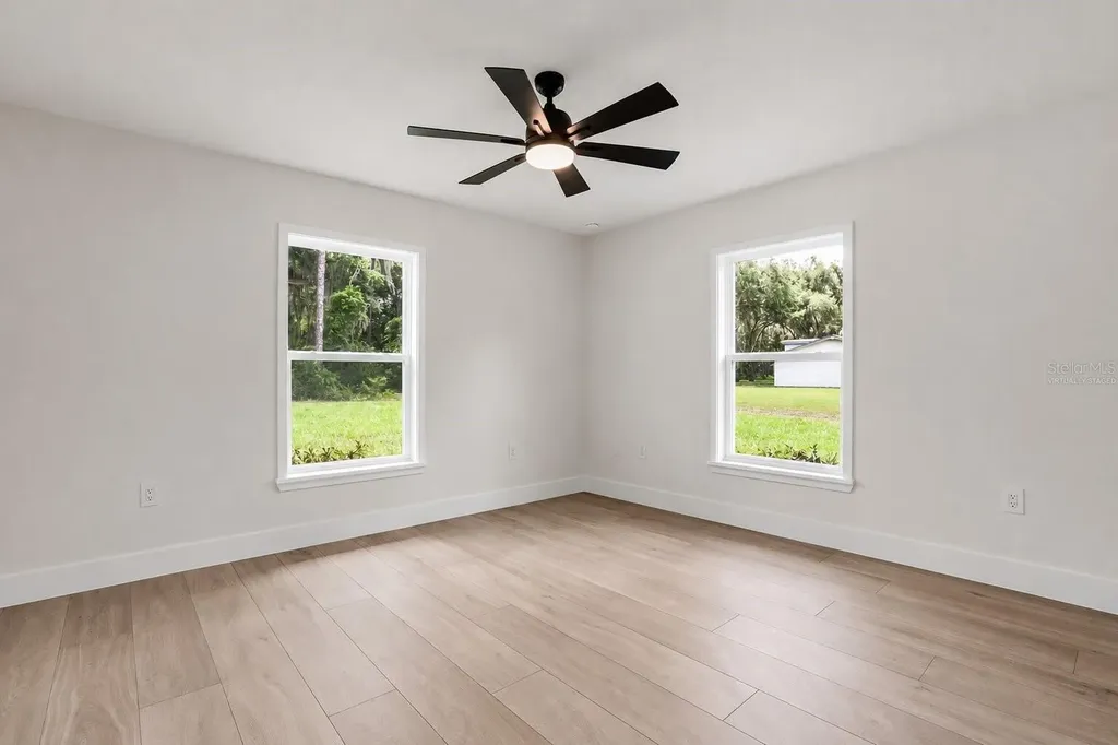 39251 County Road 439 Umatilla FL 32784