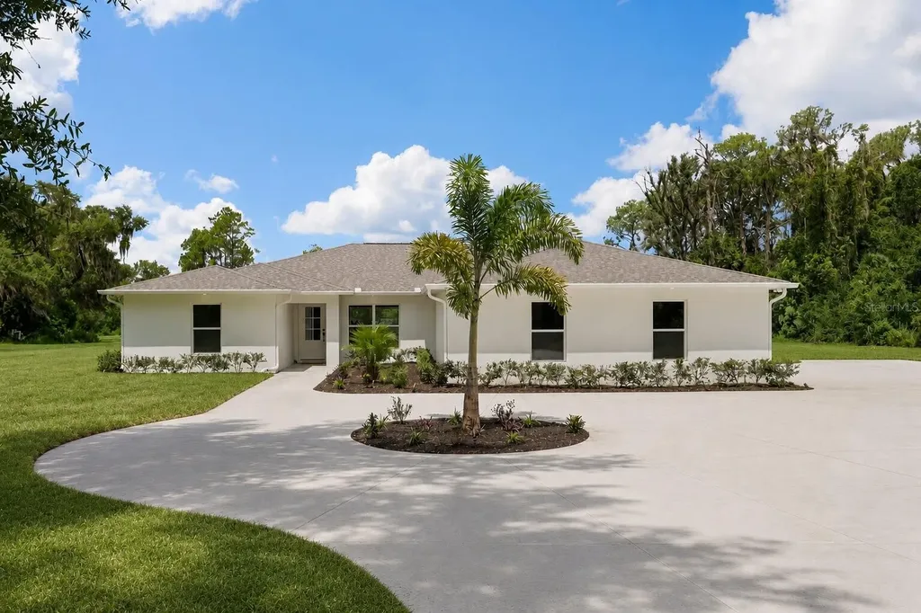 39251 County Road 439 Umatilla FL 32784