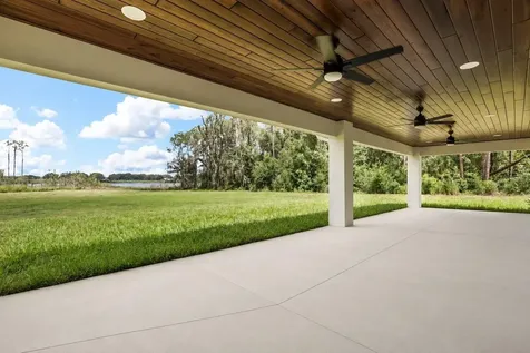39251 County Road 439 Umatilla FL 32784